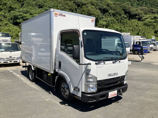 いすゞエルフパネルバン小型（2t・3t）[写真03]