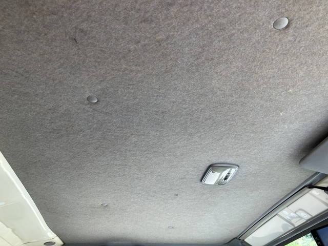 いすゞエルフパネルバン小型（2t・3t）[写真32]