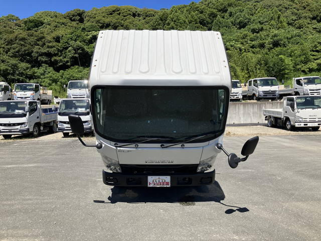 いすゞエルフパネルバン小型（2t・3t）[写真09]