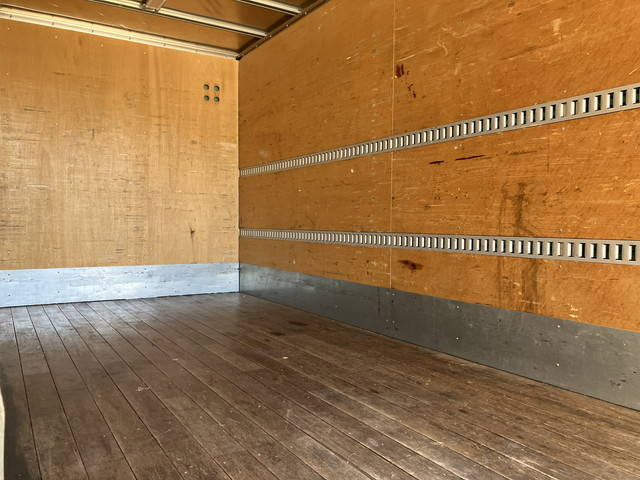 日野デュトロアルミバン小型（2t・3t）[写真14]