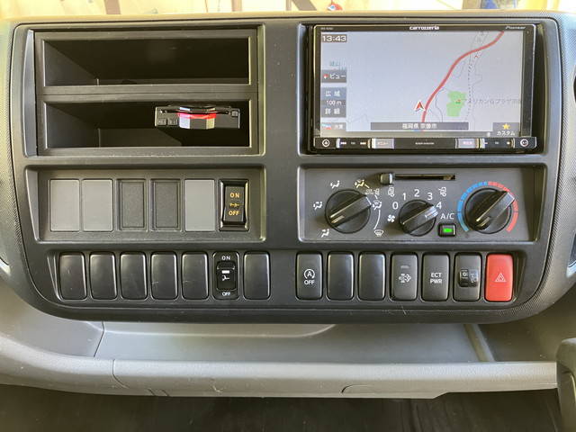 日野デュトロアルミバン小型（2t・3t）[写真38]