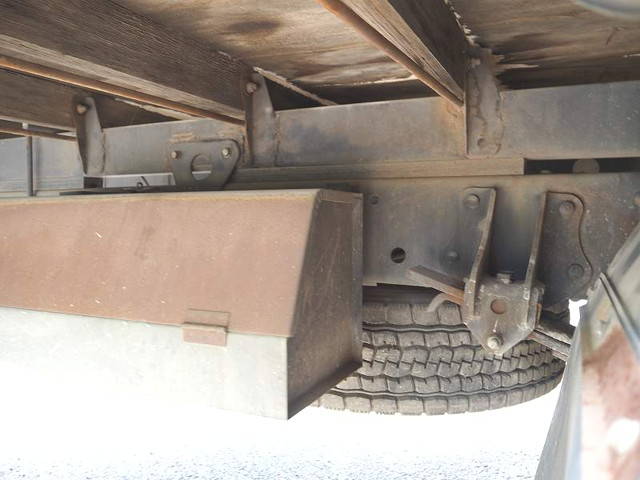 日野レンジャー平ボディ中型（4t）[写真18]