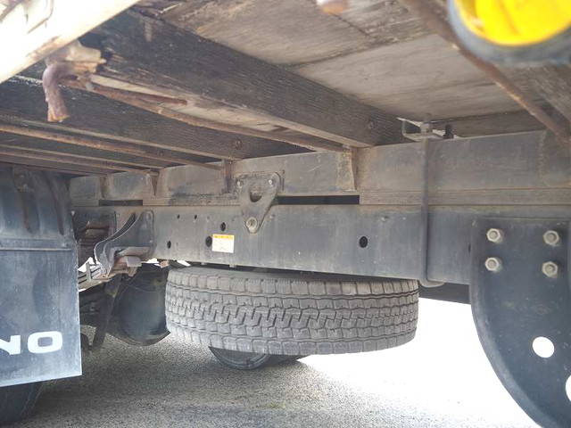 日野レンジャー平ボディ中型（4t）[写真21]