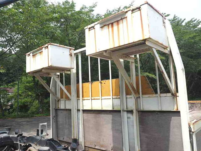 日野レンジャー平ボディ中型（4t）[写真27]