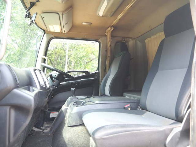 日野レンジャー平ボディ中型（4t）[写真29]