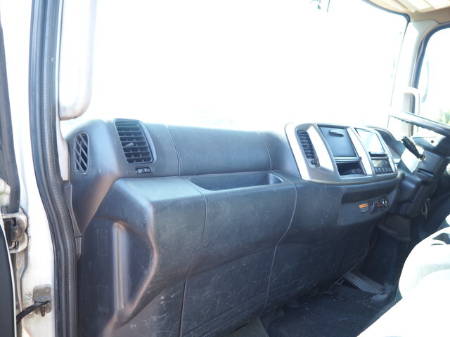 日野レンジャークレーン4段中型（4t）[写真32]