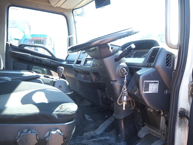 日野レンジャークレーン4段中型（4t）[写真35]