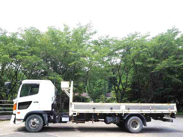 日野レンジャー平ボディ中型（4t）[写真04]