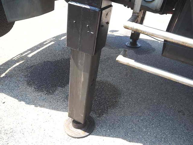 UDトラックスコンドルセルフローダー増トン（6t・8t）[写真15]