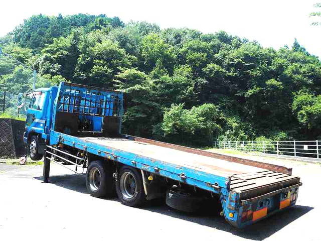 UDトラックスコンドルセルフローダー増トン（6t・8t）[写真02]