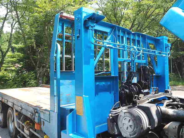 UDトラックスコンドルセルフローダー増トン（6t・8t）[写真24]