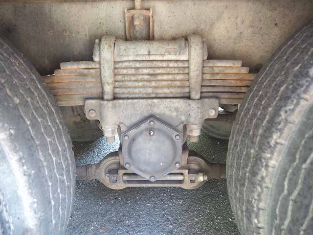 UDトラックスコンドルセルフローダー増トン（6t・8t）[写真26]