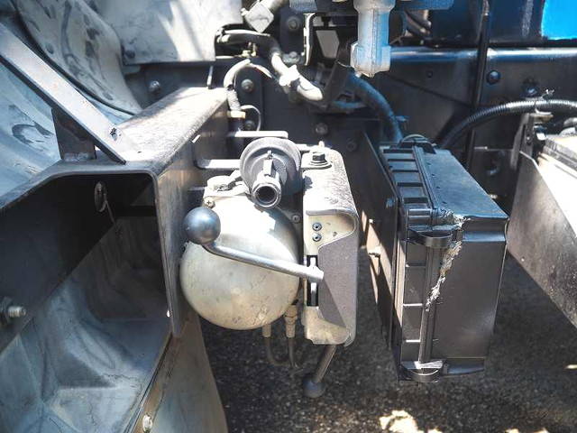 UDトラックスコンドルセルフローダー増トン（6t・8t）[写真33]