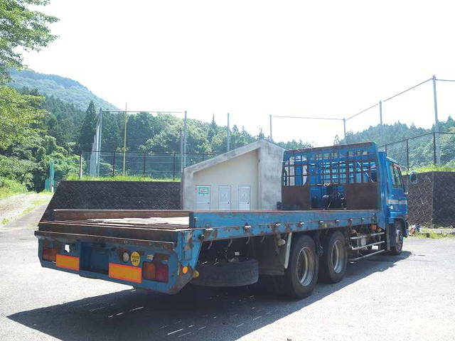 UDトラックスコンドルセルフローダー増トン（6t・8t）[写真04]