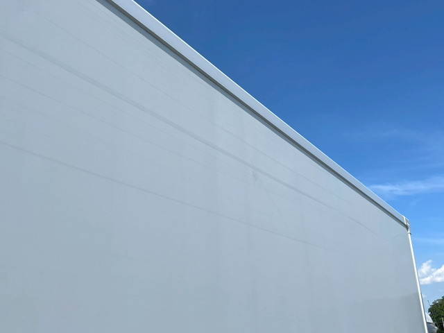 三菱ふそうキャンター冷凍車（冷蔵車）小型（2t・3t）[写真18]