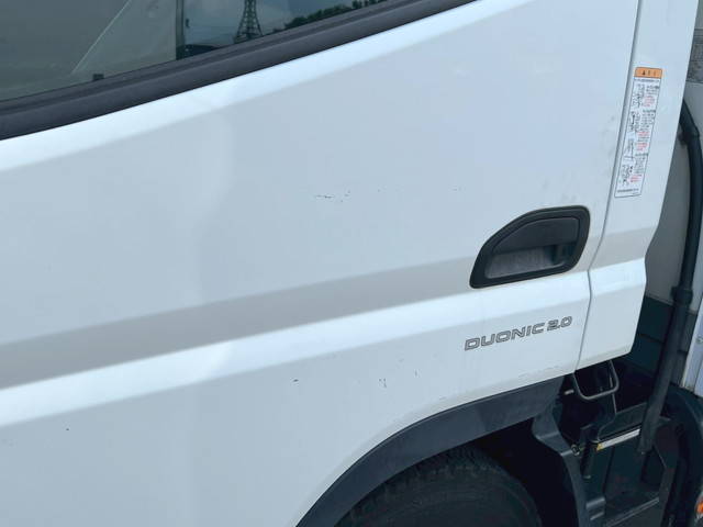 三菱ふそうキャンター冷凍車（冷蔵車）小型（2t・3t）[写真21]