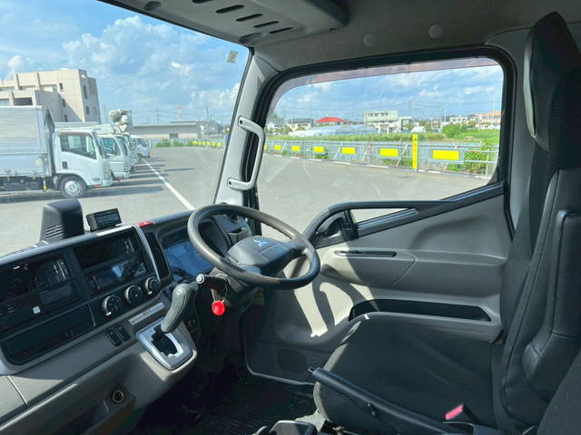 三菱ふそうキャンター冷凍車（冷蔵車）小型（2t・3t）[写真27]