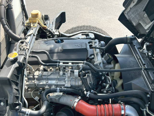 三菱ふそうキャンター冷凍車（冷蔵車）小型（2t・3t）[写真29]