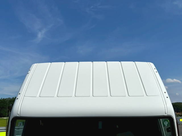 三菱ふそうキャンター冷凍車（冷蔵車）小型（2t・3t）[写真31]