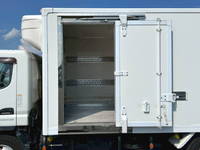 三菱ふそうキャンター冷凍車（冷蔵車）小型（2t・3t）[写真03]