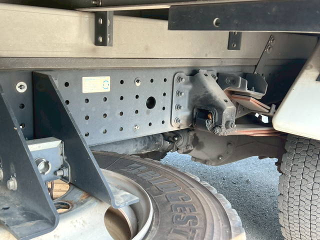 三菱ふそうキャンター冷凍車（冷蔵車）小型（2t・3t）[写真40]