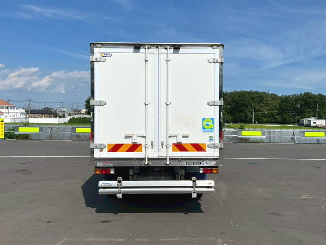 三菱ふそうキャンター冷凍車（冷蔵車）小型（2t・3t）[写真08]