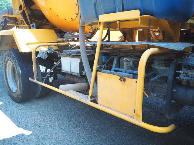 日野レンジャーミキサー車（コンクリートミキサー）中型（4t）[写真10]