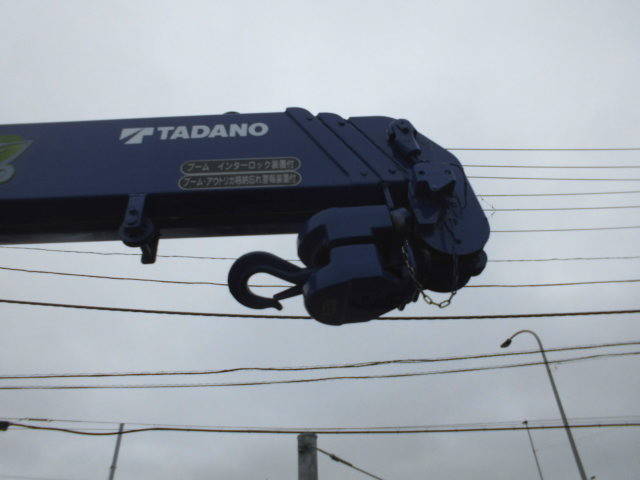 いすゞフォワードクレーン3段中型（4t）[写真21]