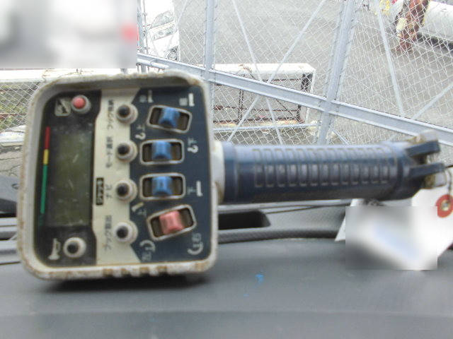 いすゞフォワードクレーン3段中型（4t）[写真36]