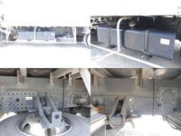 いすゞフォワードアルミバン中型（4t）[写真15]