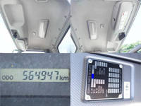 いすゞフォワードアルミバン中型（4t）[写真18]