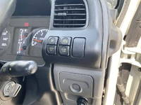 いすゞエルフ平ボディ小型（2t・3t）[写真26]