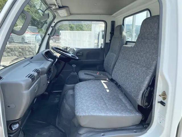 いすゞエルフ平ボディ小型（2t・3t）[写真27]