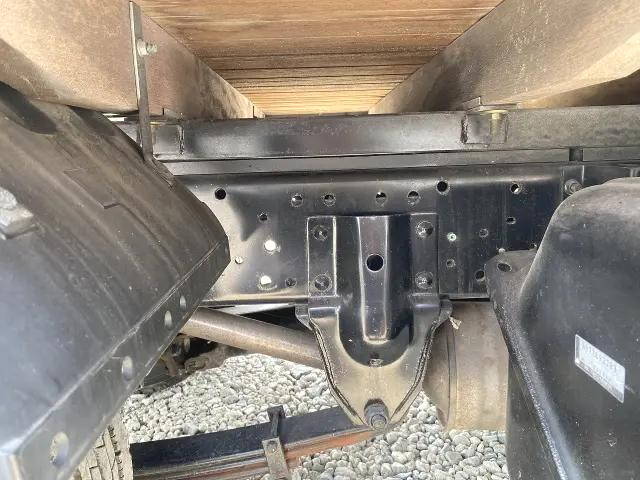 いすゞエルフ平ボディ小型（2t・3t）[写真37]