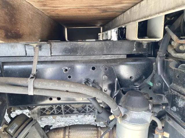 いすゞエルフ平ボディ小型（2t・3t）[写真38]