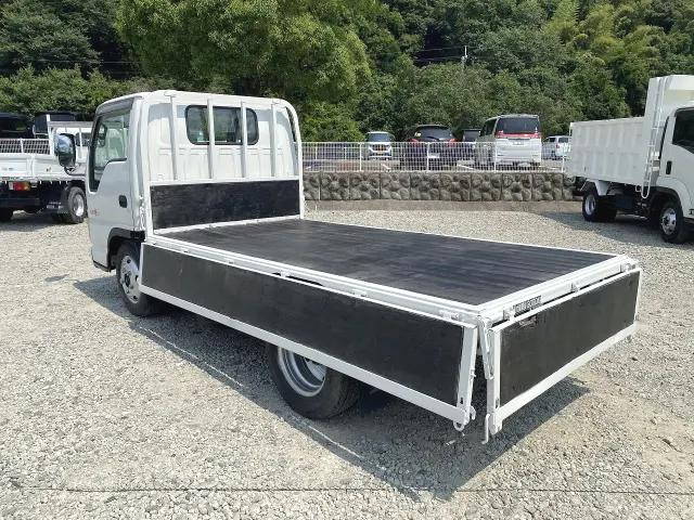 いすゞエルフ平ボディ小型（2t・3t）[写真09]