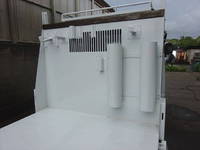 いすゞエルフダブルキャブ・ダンプ小型（2t・3t）[写真12]