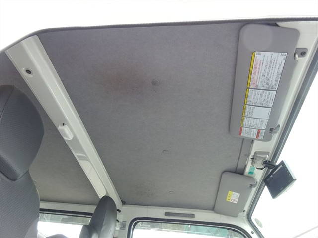 いすゞエルフダブルキャブ・ダンプ小型（2t・3t）[写真14]