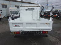 いすゞエルフダブルキャブ・ダンプ小型（2t・3t）[写真10]