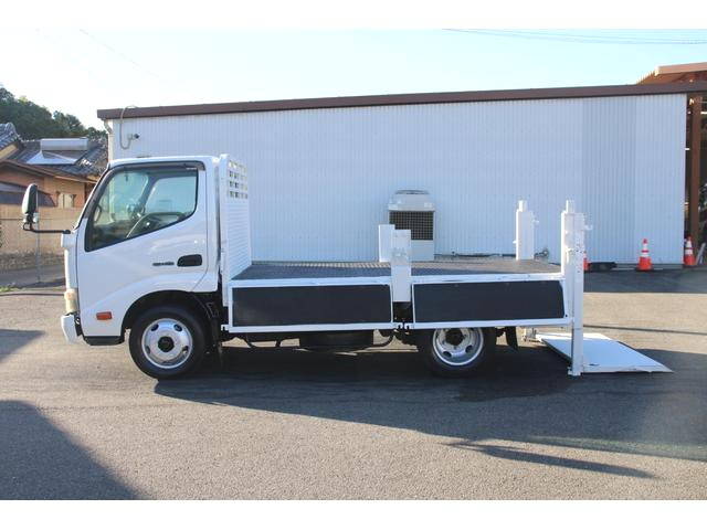 日野デュトロ平ボディ小型（2t・3t）[写真10]