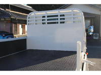 日野デュトロ平ボディ小型（2t・3t）[写真13]