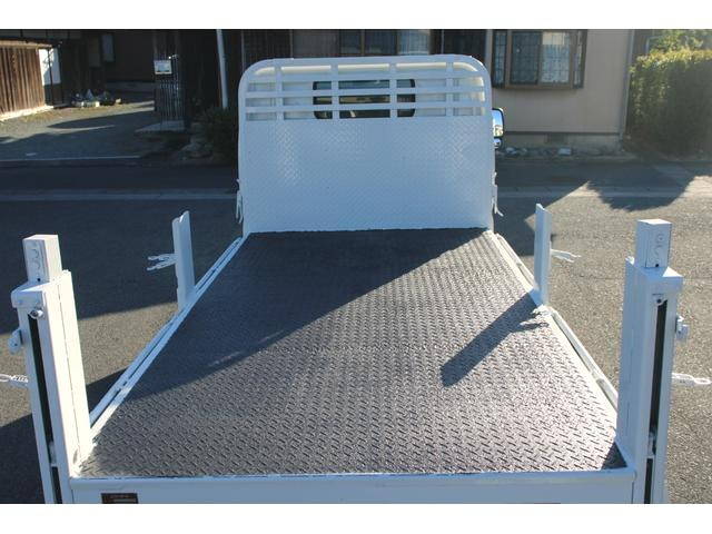 日野デュトロ平ボディ小型（2t・3t）[写真13]
