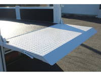 日野デュトロ平ボディ小型（2t・3t）[写真16]