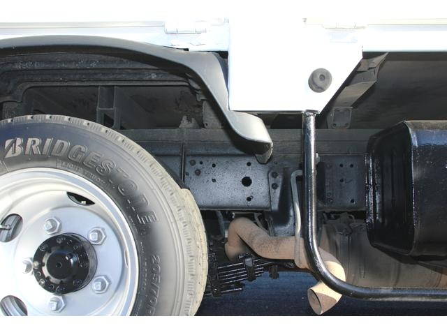 日野デュトロ平ボディ小型（2t・3t）[写真26]