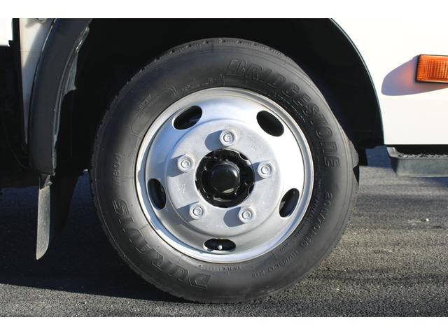 日野デュトロ平ボディ小型（2t・3t）[写真31]