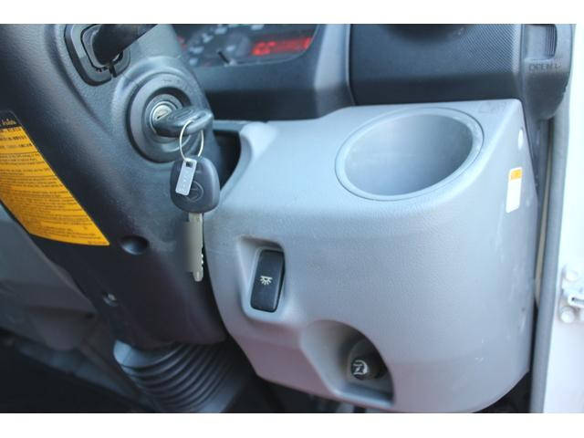 日野デュトロ平ボディ小型（2t・3t）[写真34]