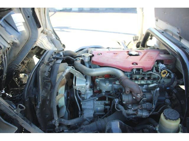 日野デュトロ平ボディ小型（2t・3t）[写真09]