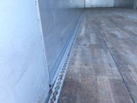 日野プロフィアアルミウイング大型（10t）[写真30]