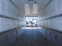 日野プロフィアアルミウイング大型（10t）[写真31]