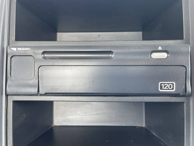 いすゞフォワードミキサー車（コンクリートミキサー）中型（4t）[写真37]